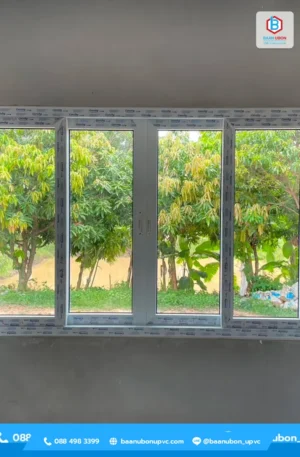 หน้าต่างบานเลื่อนกลาง uPVC