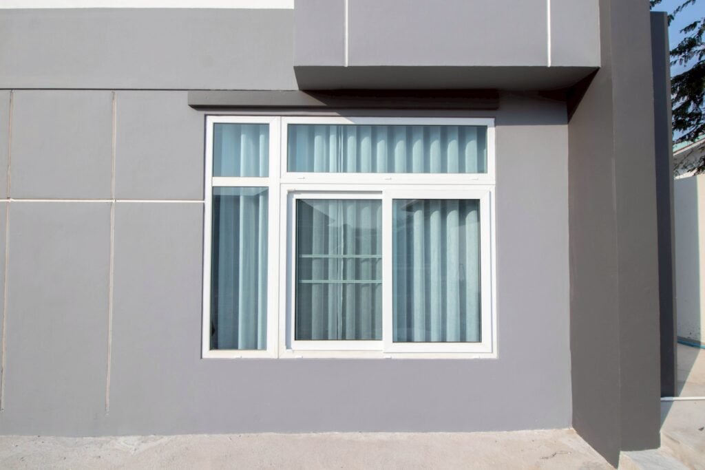 ผลงานการติดตั้งประตูหน้าต่าง uPVC ต.กมลาไสย อ.กมลาไสย จ.กาฬสินธุ์