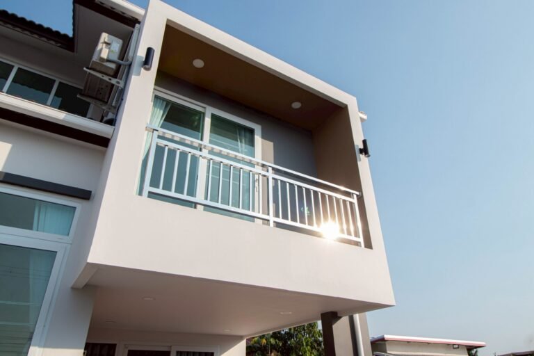 ผลงานการติดตั้งประตูหน้าต่าง uPVC ต.กมลาไสย อ.กมลาไสย จ.กาฬสินธุ์