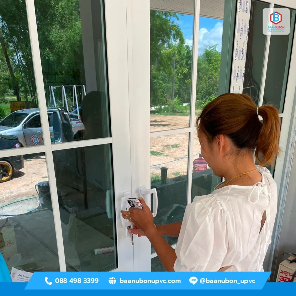 บริการติดตั้งประตูหน้าต่าง uPVC บ้านคุณแอ๋ม อ.กุดข้าวปุ้น